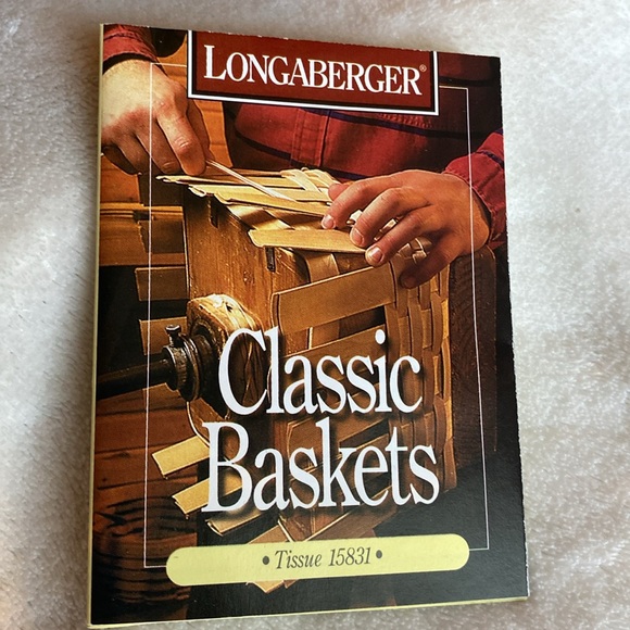 Longaberger Tall Tissue Basket W/Lid. Signed Numbered. Liner. Sz. 6.5” Square. - Picture 11 of 12